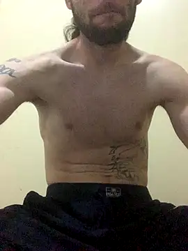 Snapshot of J3sus721 chatting on 09-16-25, 12:44 J3sus721 online show from 09-16-25, 12:44