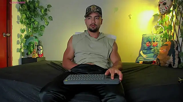 Snapshot of Jaxxon_ chatting on 01-24-25, 12:31 Jaxxon online show from 01-24-25, 12:31