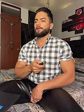 Snapshot of Jaxxon_ chatting on 02-01-26, 03:54 Jaxxon online show from 02-01-26, 03:54