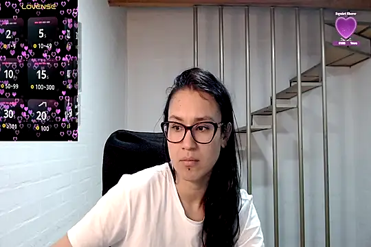 Jessie Desire online show from 12-19-25, 01:45