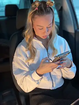 Snapshot of Myrtle_Beach chatting on 12-21-24, 12:59 Myrtle Beach online show from 12-21-24, 12:59