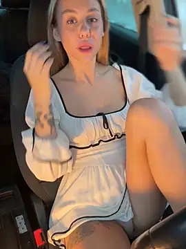 Snapshot of Myrtle_Beach chatting on 12-22-24, 11:33 Myrtle Beach online show from 12-22-24, 11:33