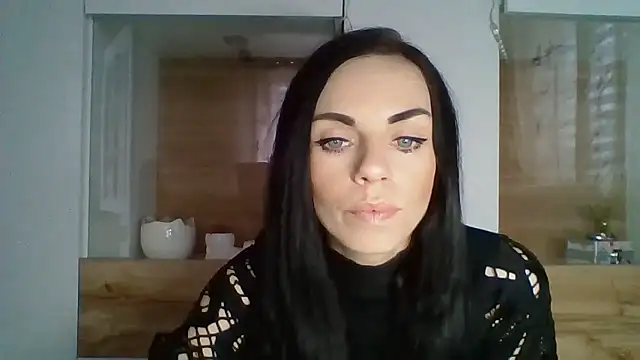 Snapshot of CassieSensual chatting on 01-11-26, 07:24 CassieSensual online show from 01-11-26, 07:24