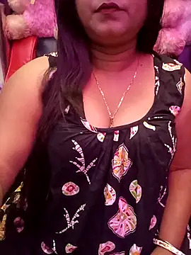 Snapshot of ella_mariya chatting on 02-05-26, 06:34 ella mariya online show from 02-05-26, 06:34