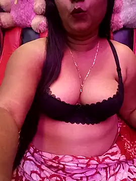 Snapshot of ella_mariya chatting on 02-21-26, 10:05 ella mariya online show from 02-21-26, 10:05