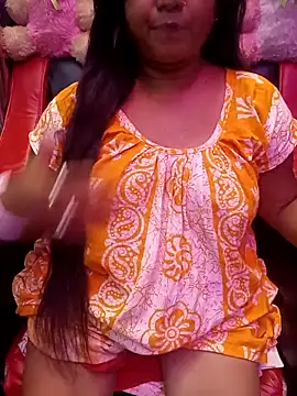 Snapshot of ella_mariya chatting on 03-06-26, 10:34 ella mariya online show from 03-06-26, 10:34