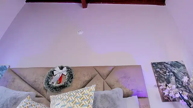 Snapshot of Salomesimos1 chatting on 12-22-24, 12:27 Salomesimos1 online show from 12-22-24, 12:27