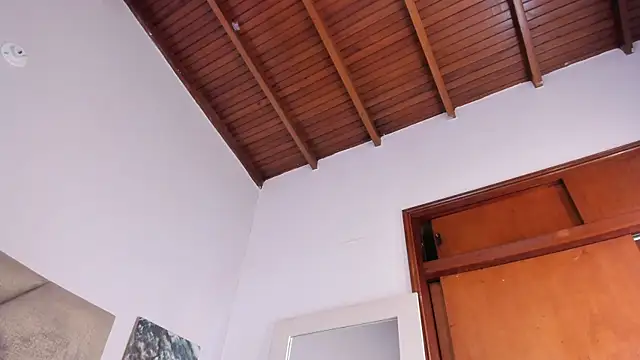 Snapshot of Salomesimos1 chatting on 01-16-25, 08:25 Salomesimos1 online show from 01-16-25, 08:25