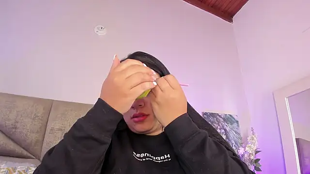 Snapshot of Salomesimos1 chatting on 02-05-25, 01:22 Salomesimos1 online show from 02-05-25, 01:22