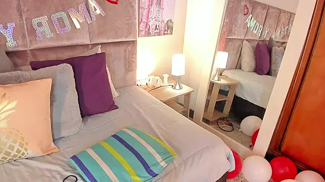 Snapshot of Salomesimos1 chatting on 02-14-25, 08:05 Salomesimos1 online show from 02-14-25, 08:05