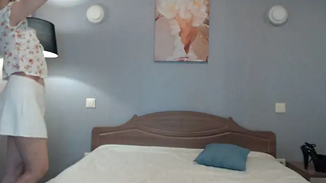 AvelinaLeoni online show from 02-08-25, 03:53