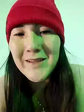 Elle Lee  online show from 02-01-25, 05:39