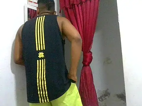 Snapshot of boydirtxxx chatting on 09-25-25, 10:35 boydirtxxx online show from 09-25-25, 10:35
