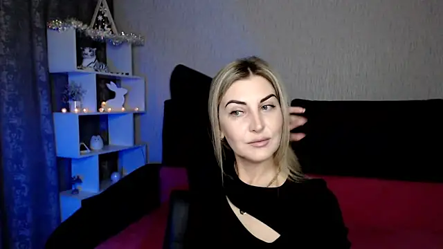 Snapshot of Amelia_Harper chatting on 12-19-24, 02:46 Amelia Harper online show from 12-19-24, 02:46