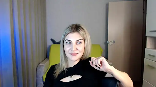 Snapshot of Amelia_Harper chatting on 12-25-24, 06:19 Amelia Harper online show from 12-25-24, 06:19