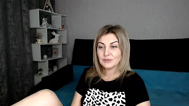 Snapshot of Amelia_Harper chatting on 01-19-25, 04:04 Amelia Harper online show from 01-19-25, 04:04