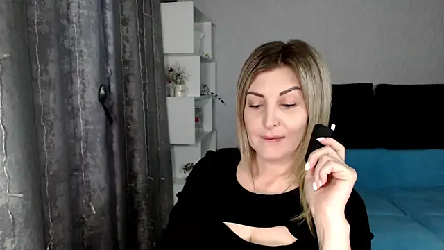 Snapshot of Amelia_Harper chatting on 02-28-25, 03:26 Amelia Harper online show from 02-28-25, 03:26