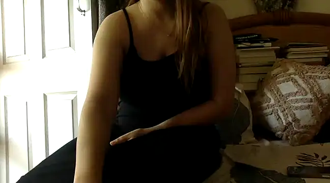 Snapshot of SubmissiveJyotika chatting on 02-23-25, 07:33 SubmissiveJyotika online show from 02-23-25, 07:33