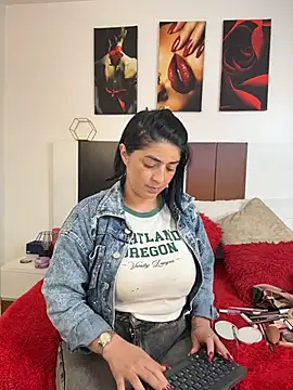 karenlennox1 online show from 07-29-26, 11:58