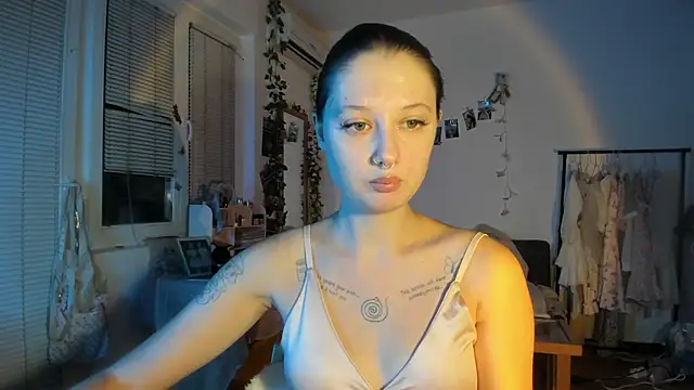 Jenny darling love online show from 11-04-25, 08:19