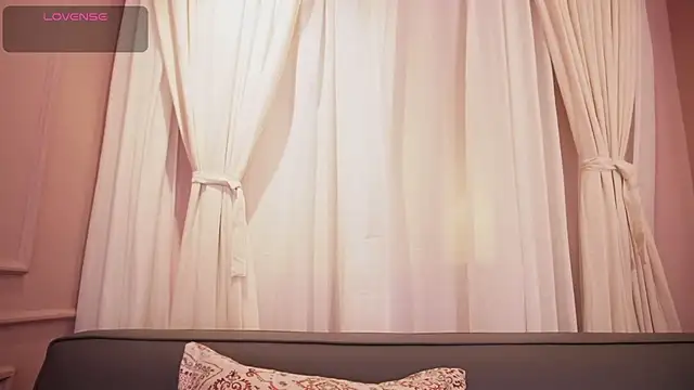 Sophia wilsonn  online show from 10-22-25, 11:32