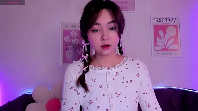 Fluffy Rose online show from 01-21-25, 02:00