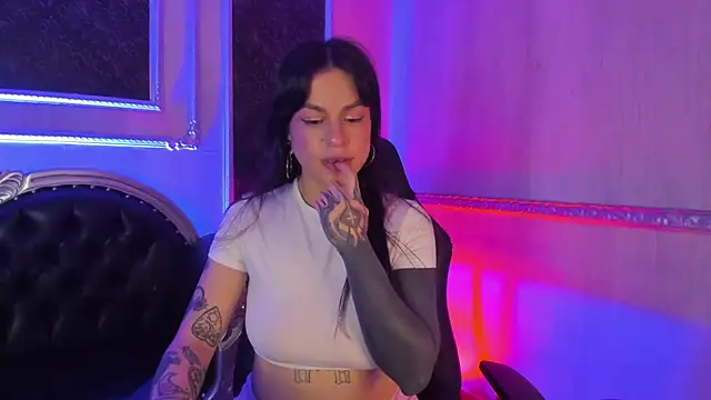 MeganDraco  online show from 05-26-26, 12:45