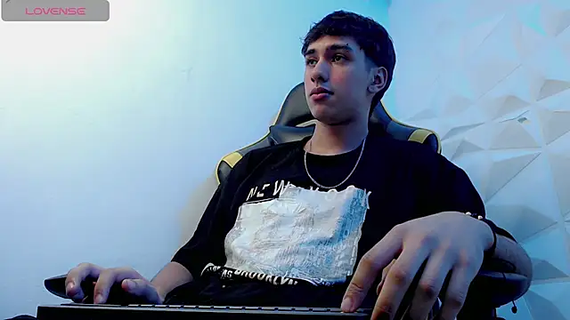 Jake tripp online show from 12-18-24, 06:10