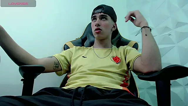 Jake tripp online show from 12-22-24, 09:33