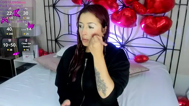 Paiige peach online show from 01-29-25, 11:09