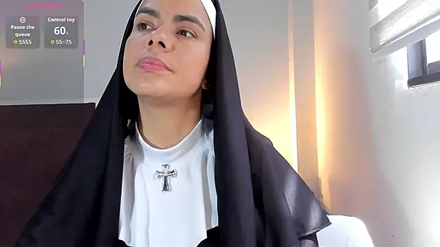 ClaraMariaMon online show from 11-04-25, 03:33