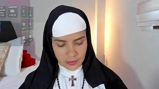 ClaraMariaMon online show from 11-25-25, 05:46