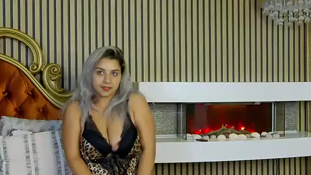 Snapshot of SweetMissXXX chatting on 10-09-25, 08:23 SweetMissXXX online show from 10-09-25, 08:23