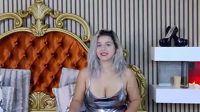 Snapshot of SweetMissXXX chatting on 10-18-25, 07:31 SweetMissXXX online show from 10-18-25, 07:31