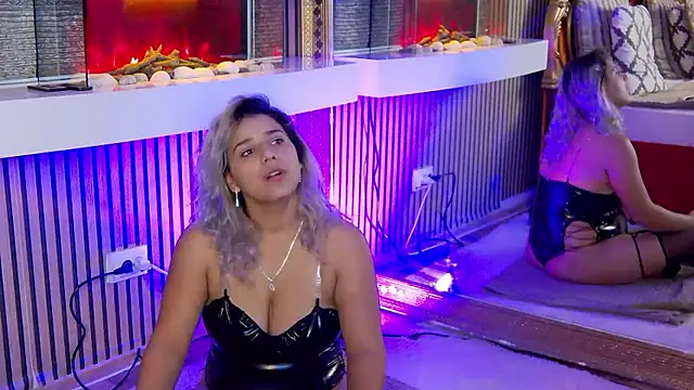 Snapshot of SweetMissXXX chatting on 11-04-25, 08:02 SweetMissXXX online show from 11-04-25, 08:02