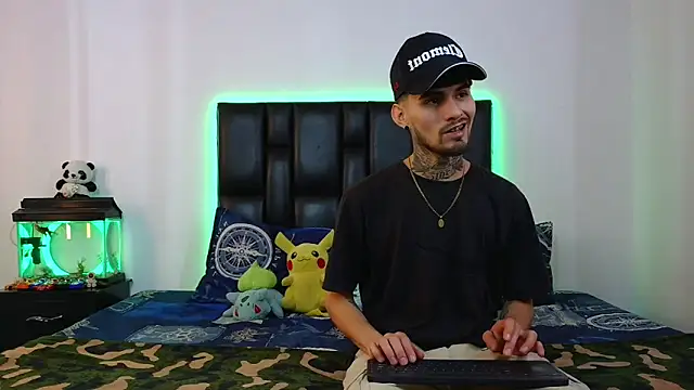 Brutal Sex Fucking online show from 03-18-26, 08:56