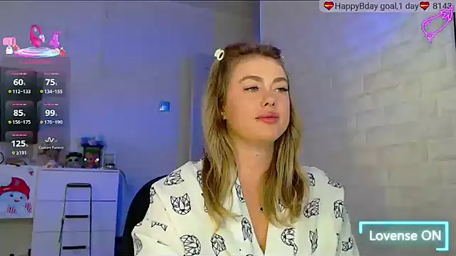 SuchCute online show from 09-14-25, 02:11