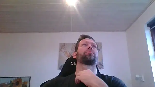 Gotta1 online show from 12-18-25, 11:49