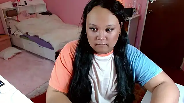 GiannaLopezSmith online show from 10-08-25, 02:58