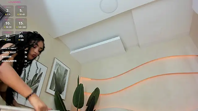 Snapshot of Will_Hendrix chatting on 01-18-25, 11:11 Will Hendrix online show from 01-18-25, 11:11