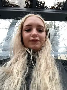 Milkyy wway online show from 10-22-25, 06:24