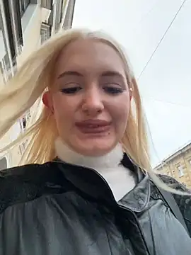 Milkyy wway online show from 11-19-25, 06:35