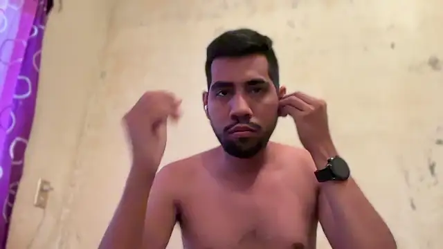 Snapshot of EnriquePersian197 chatting on 12-29-24, 08:48 EnriquePersian197 online show from 12-29-24, 08:48