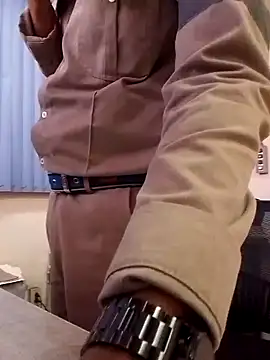 Snapshot of EnriquePersian197 chatting on 01-09-25, 07:50 EnriquePersian197 online show from 01-09-25, 07:50