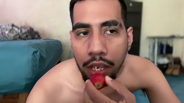 Snapshot of EnriquePersian197 chatting on 01-19-25, 03:21 EnriquePersian197 online show from 01-19-25, 03:21