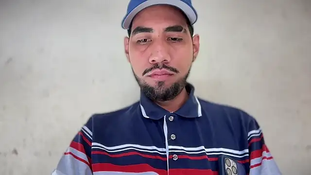 Snapshot of EnriquePersian197 chatting on 01-21-25, 03:43 EnriquePersian197 online show from 01-21-25, 03:43