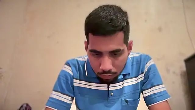 Snapshot of EnriquePersian197 chatting on 01-23-25, 01:51 EnriquePersian197 online show from 01-23-25, 01:51