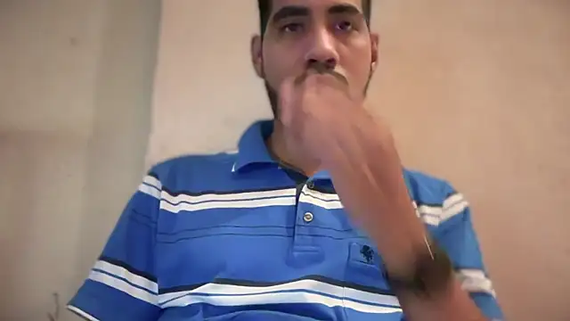 Snapshot of EnriquePersian197 chatting on 01-26-25, 04:09 EnriquePersian197 online show from 01-26-25, 04:09