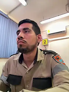 Snapshot of EnriquePersian197 chatting on 02-03-25, 06:28 EnriquePersian197 online show from 02-03-25, 06:28