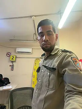 EnriquePersian197 online show from 03-19-26, 12:20